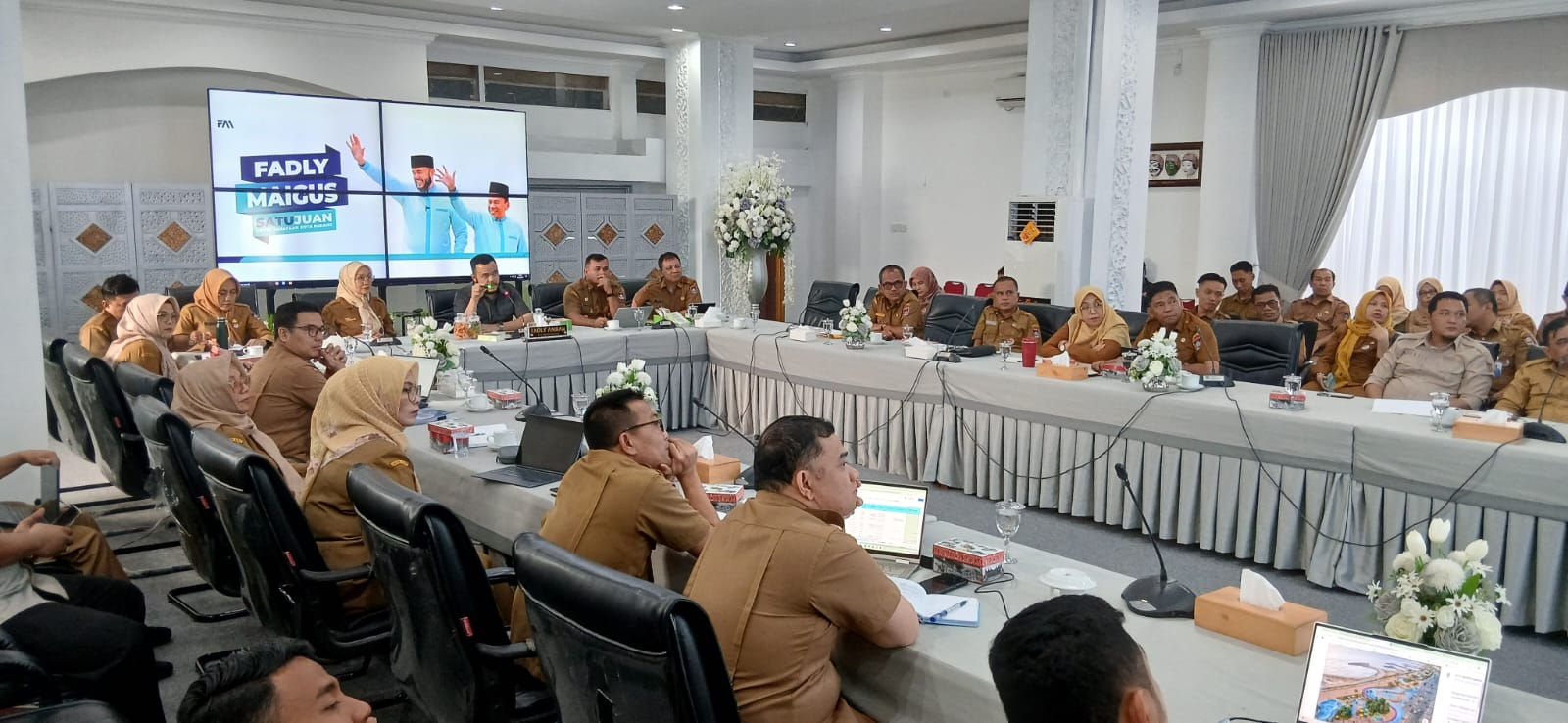 Retreet Pemko Padang : Diskusi intensif Walikota Padang dengan SKPD dilingkungan Pemko Padang terkait Program Unggulan Walikota dan Wakil Walikota Padang Periode 2024-2029 yang akan dituangkan pada Rancangan APBD 2026